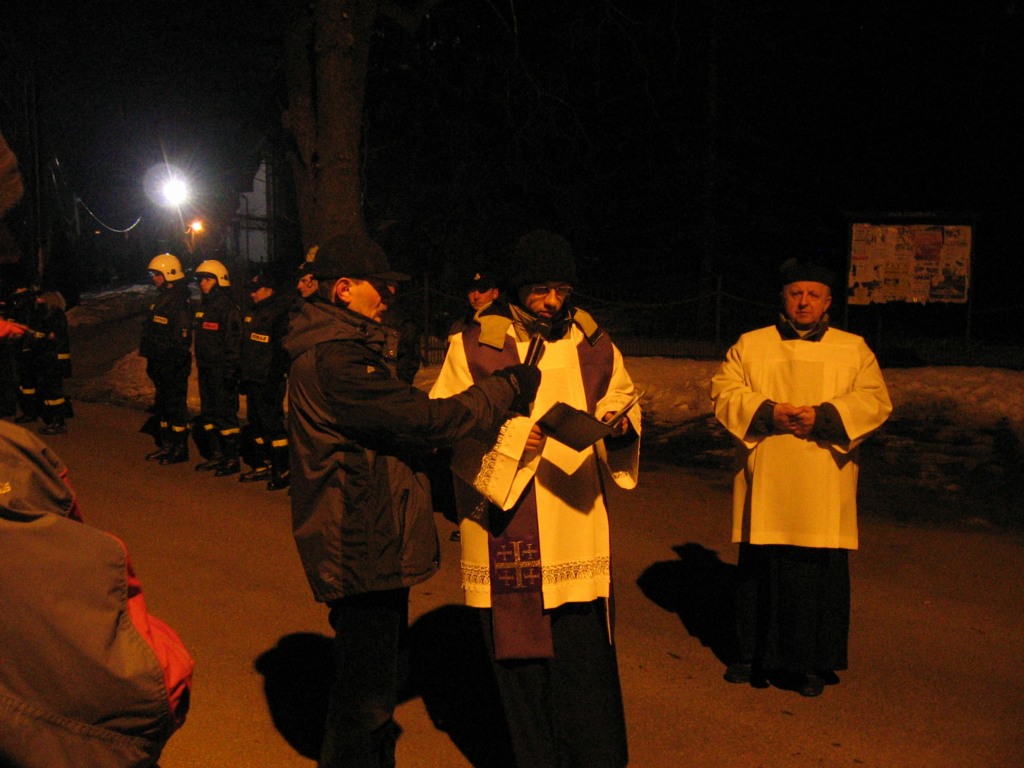 Droga Krzyżowa przez wieś