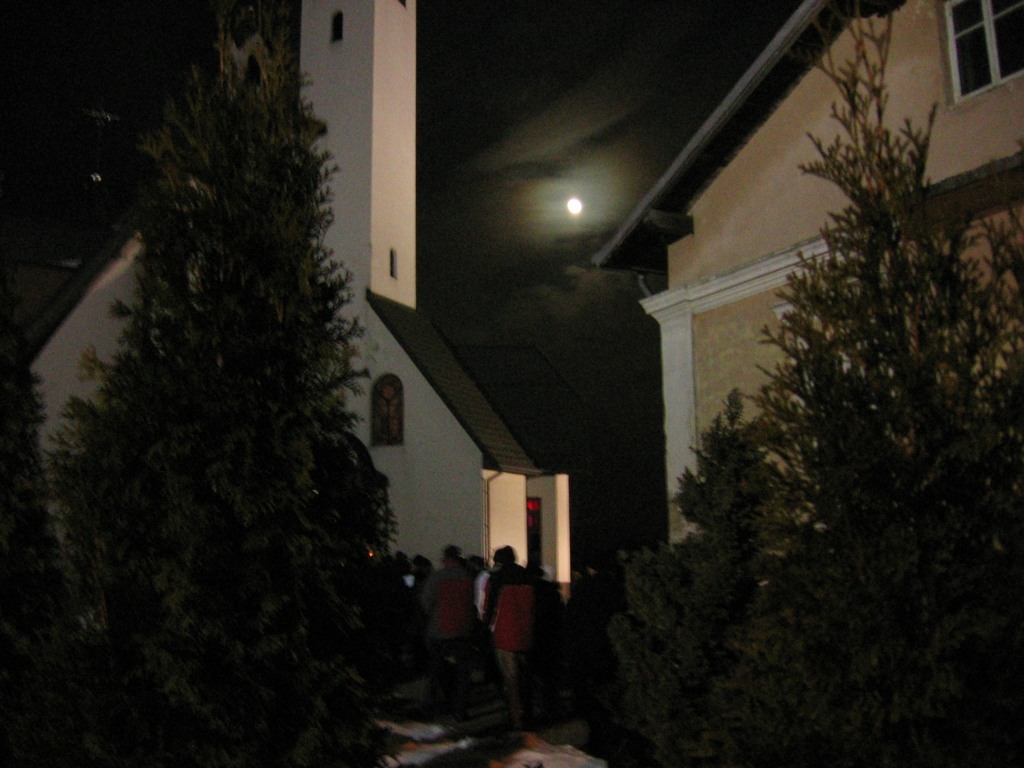 Droga Krzyżowa przez wieś