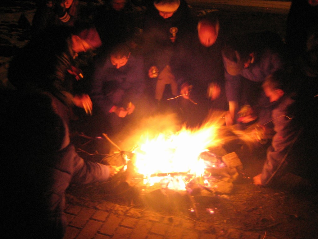 Wigilia Paschalna - Liturgia Światła - przy ognisku