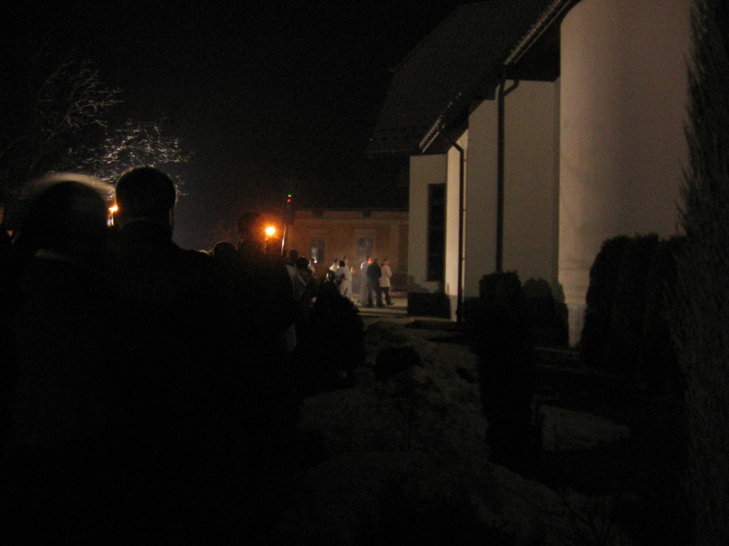 Wigilia Paschalna - Liturgia Światła - wniesienie Paschału