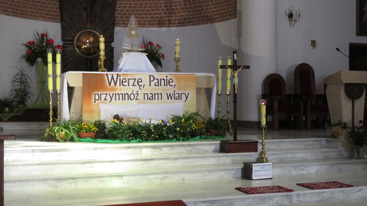 Wielki Piątek - Symboliczny Grób Pański