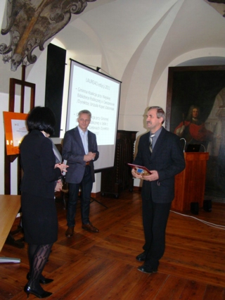 Konferencja PRB w Rzeszowie - K. Truty odbiera nagrodę